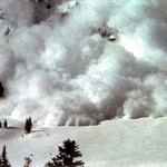 Avalanche Lawine - WikiMedia Commons: Public Domain