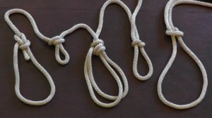Loop Knots